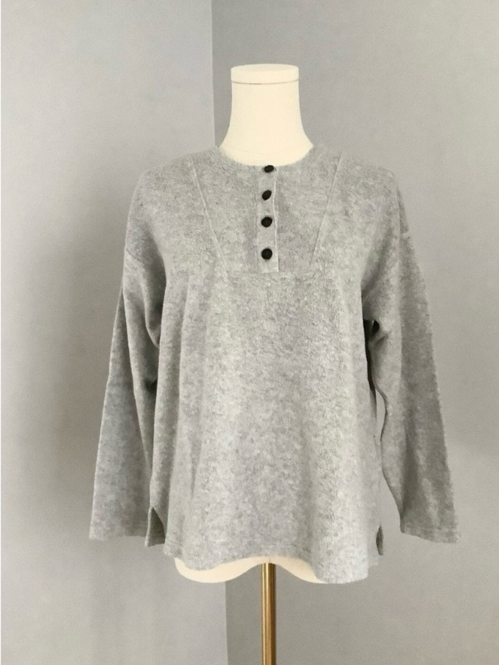 Madewell MWL Light Gray brushed Henley sweatshirt